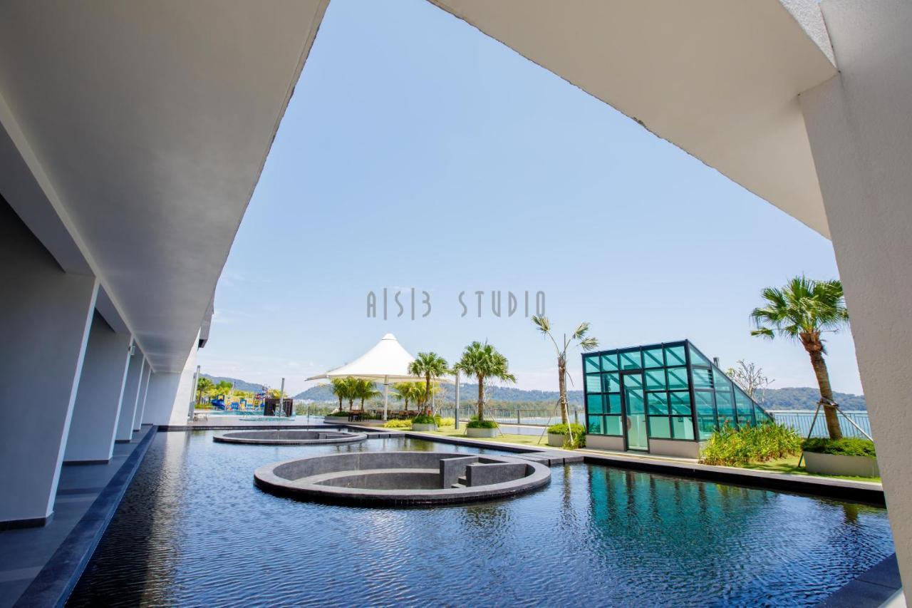 Aisi3 Studio Seaview At Tanjung Lumpur Kuantan Esterno foto