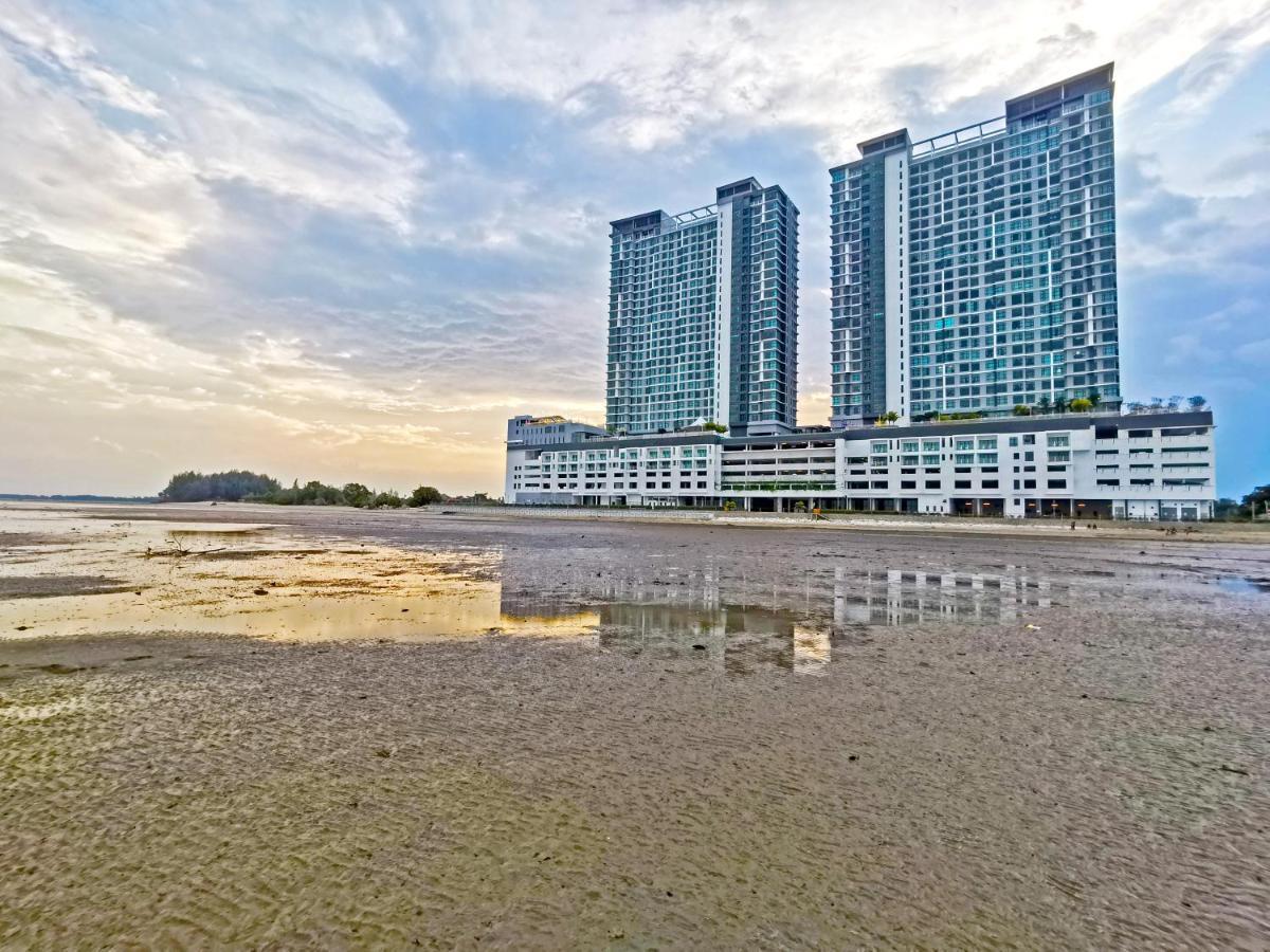 Aisi3 Studio Seaview At Tanjung Lumpur Kuantan Esterno foto